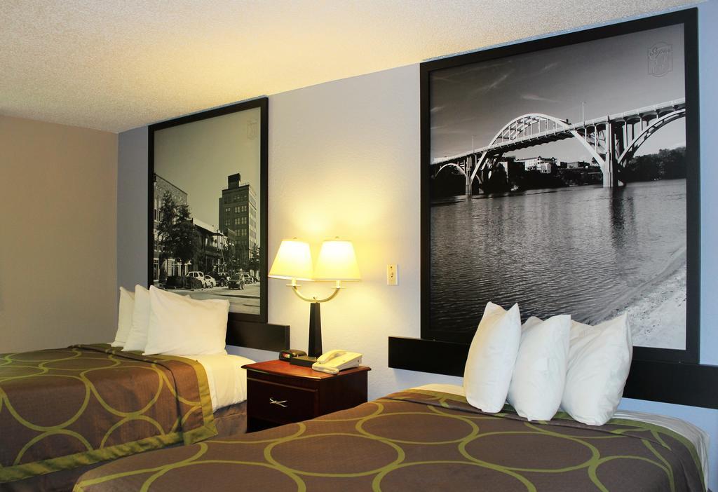Super 8 By Wyndham Tuscaloosa Hotel Ngoại thất bức ảnh